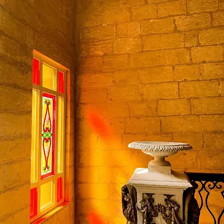 L'artist Casa Micallef *