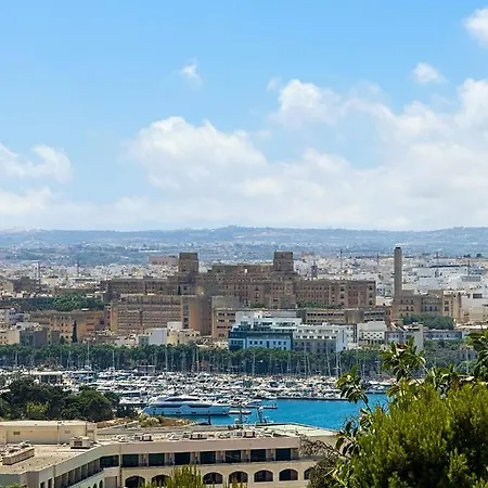 L'artist Casa Micallef * Valletta